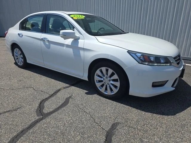 Used 2014 White Honda EX-L image 1