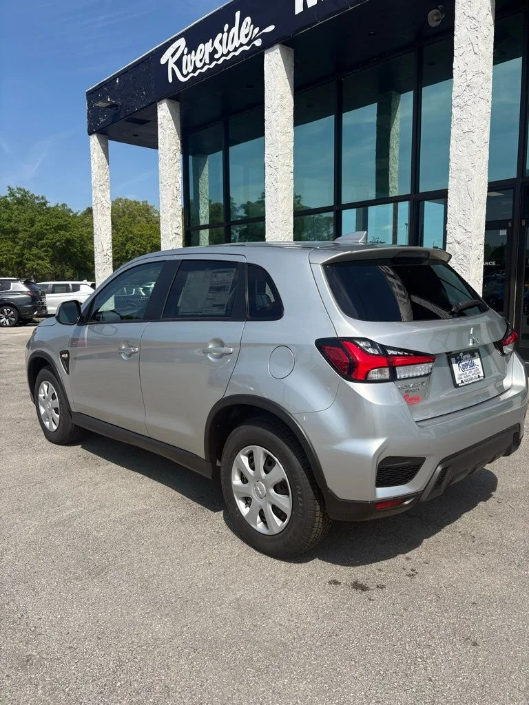 New 2026 Silver Mitsubishi 2.0 S image 2
