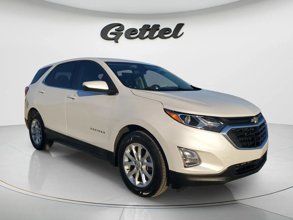 Used 2019 IRIDESCENT PEARL TRICOAT Chevrolet LT image 3