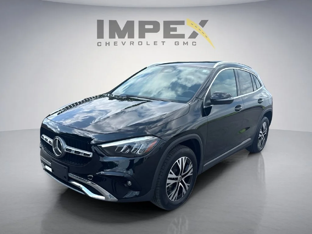 Used 2025 Black Mercedes-Benz GLA 250 image 1