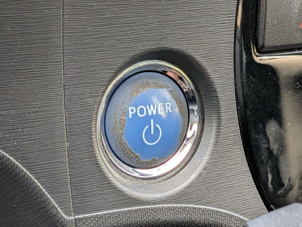 2016 Toyota Prius c Four - Photo 18