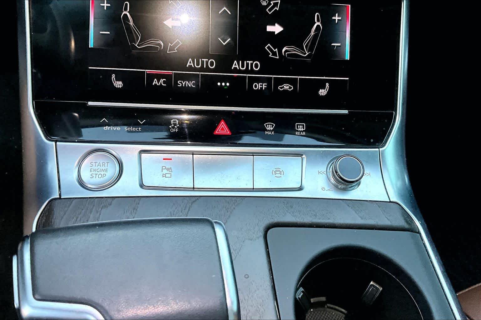 Used 2019 Mythos Black Metallic Audi Premium image 28