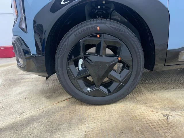 New 2027 Frost Blue Kia X-Line S image 20