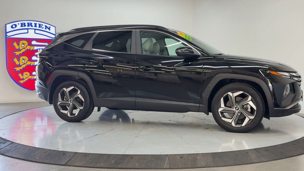 Used 2024 Black Pearl Hyundai SEL image 3