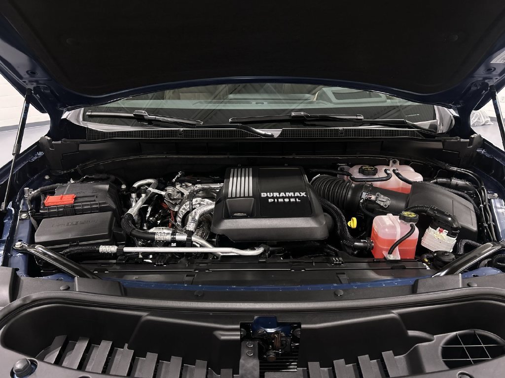 2026 Chevrolet Suburban High Country - Photo 18
