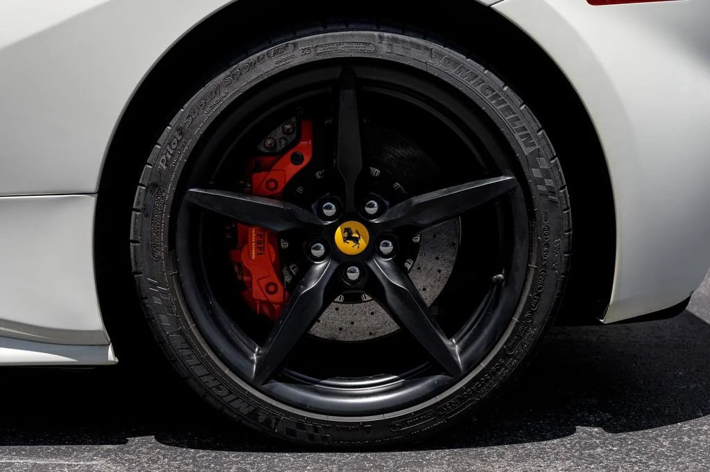 Used 2019 Bianco Avus Ferrari  image 46