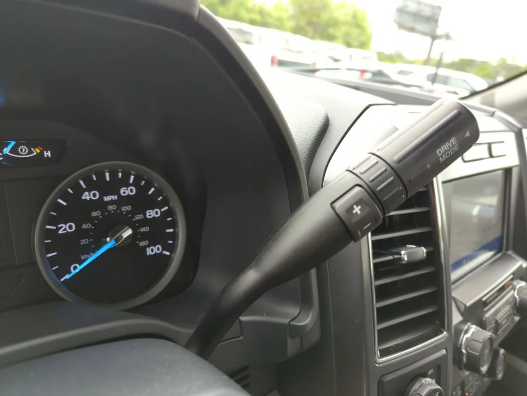 Used 2022 Silver Ford XLT image 25