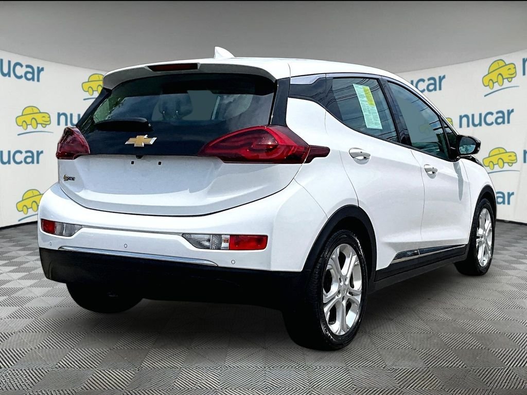Used 2017 White Chevrolet LT image 6