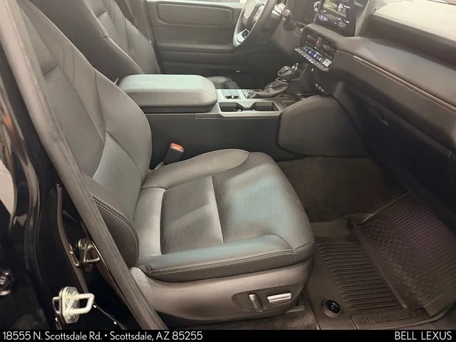 Used 2025 Black Toyota Base image 12