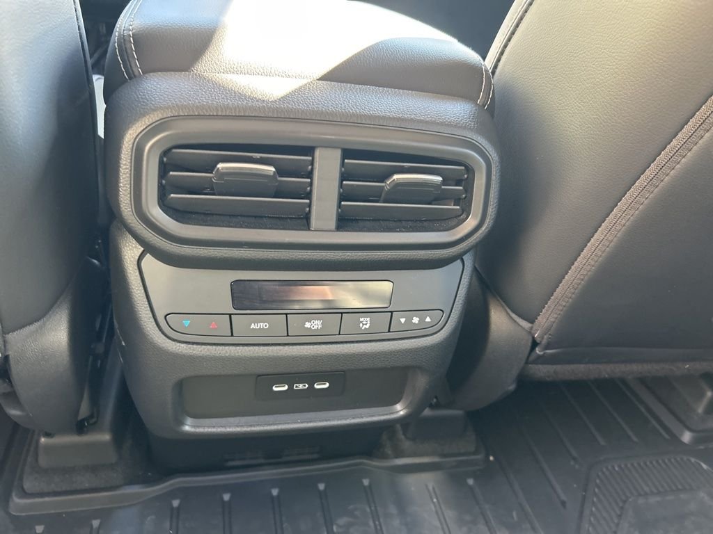 Used 2025 White Honda Touring image 18