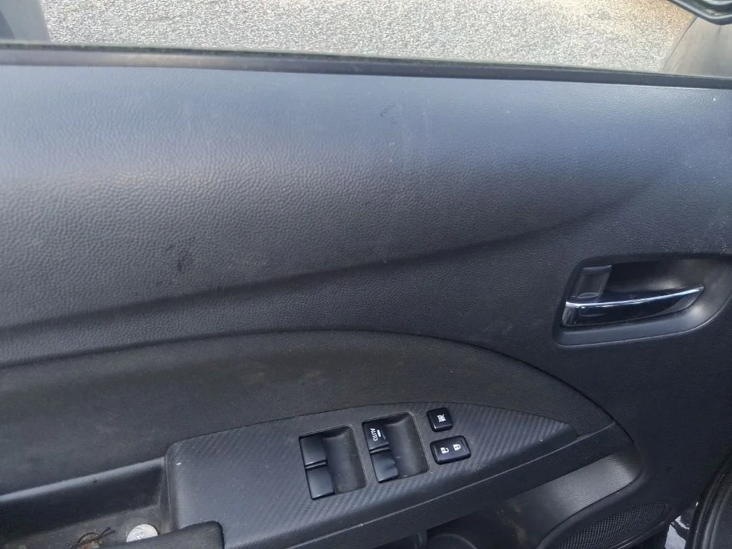 Used 2022 Black Mitsubishi SE image 8