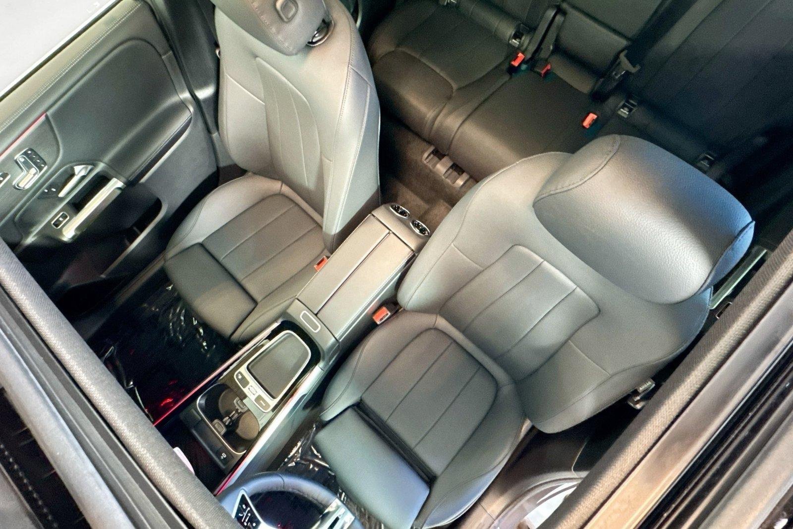 New 2026 Mountain Grey Metallic Mercedes-Benz GLB 250 image 19