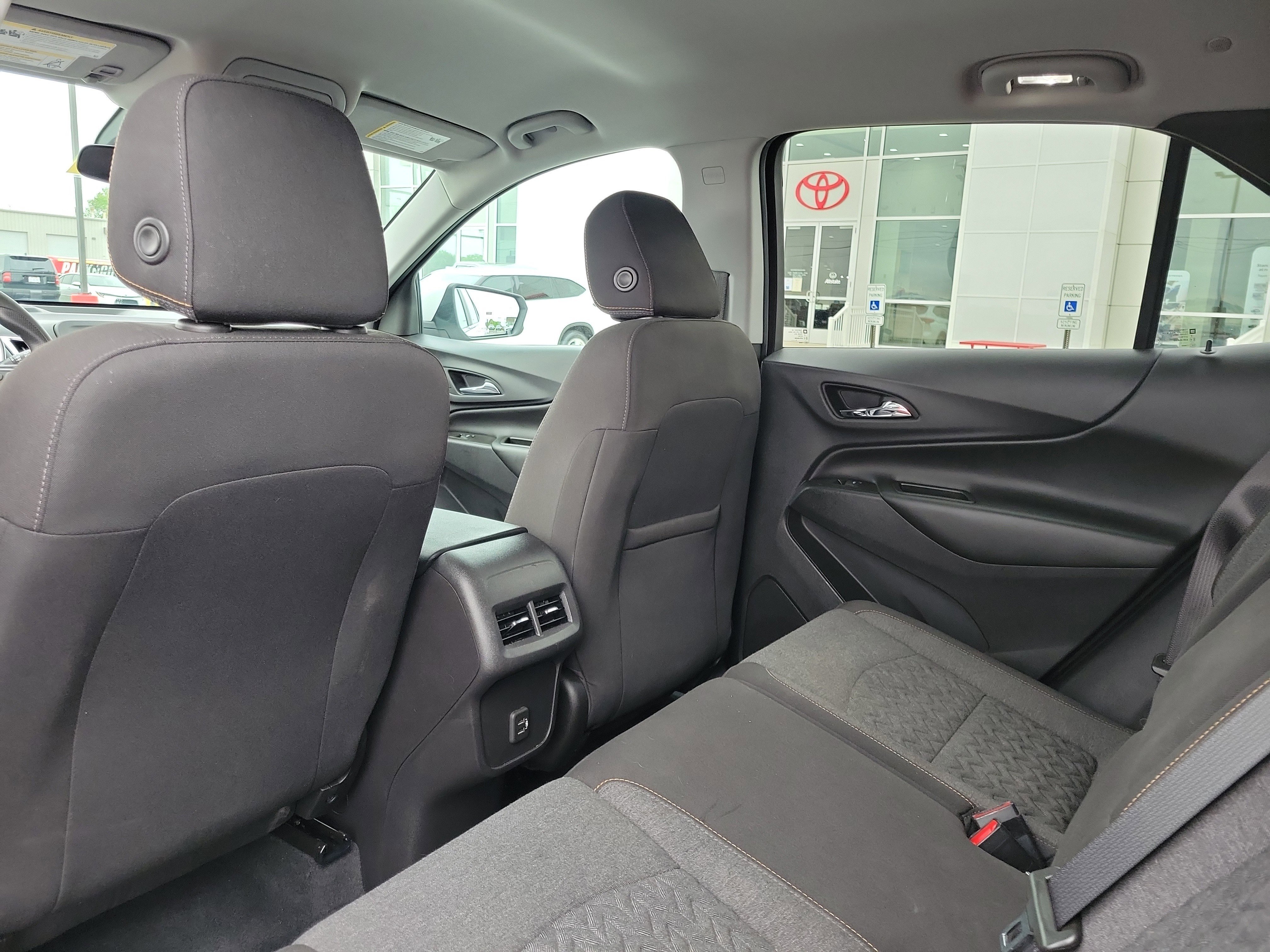 Used 2022 Summit White Chevrolet LT image 13