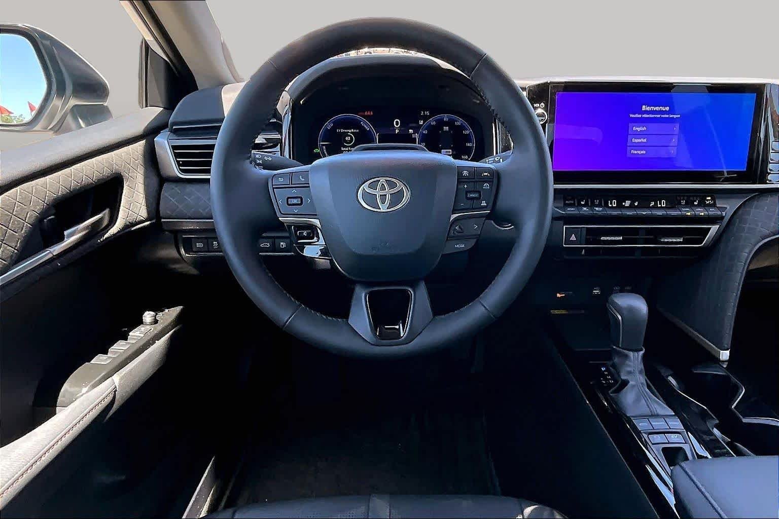 Certified Used 2025 Wind Chill Pearl Toyota XLE image 5