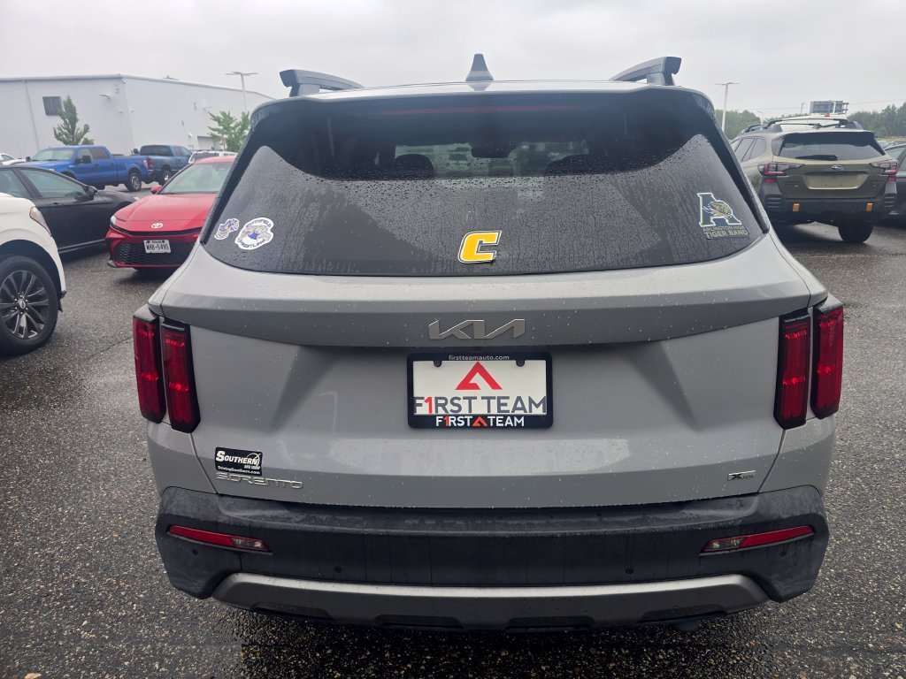 Used 2023 Gray Kia X-Line SX Prestige image 6