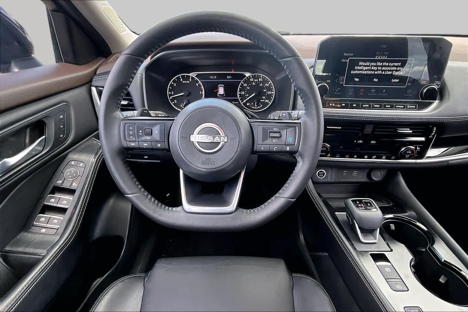 Used 2023 Boulder Gray Pearl/Super Black Nissan SL image 6