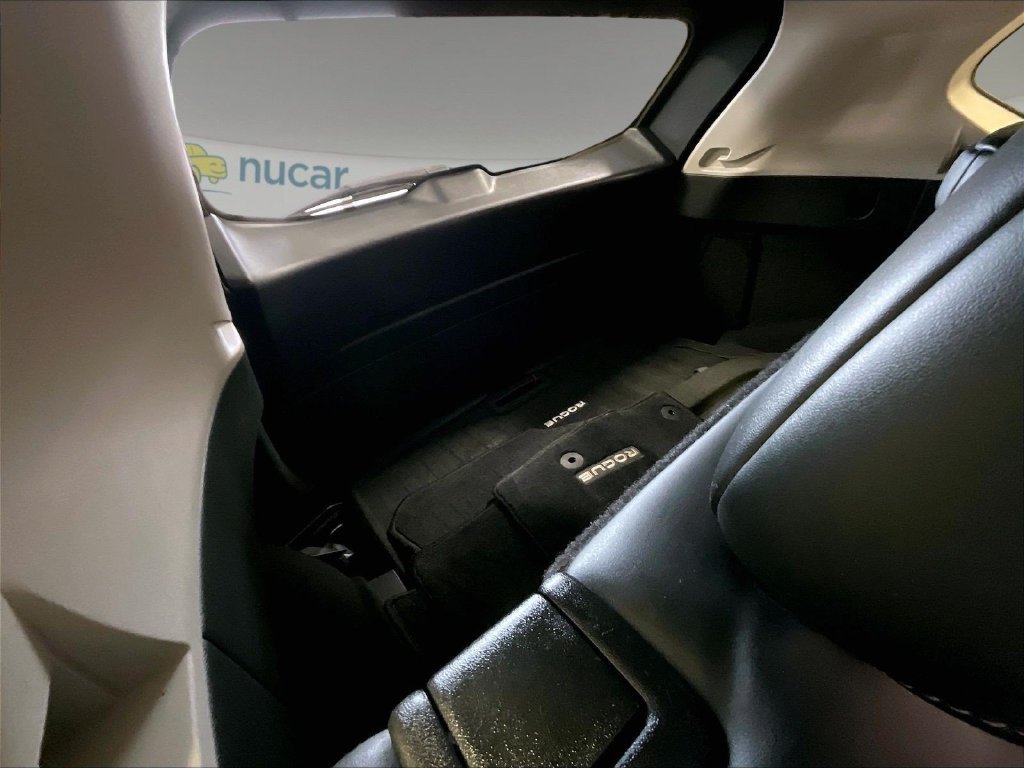 Used 2023 White Nissan SV image 17