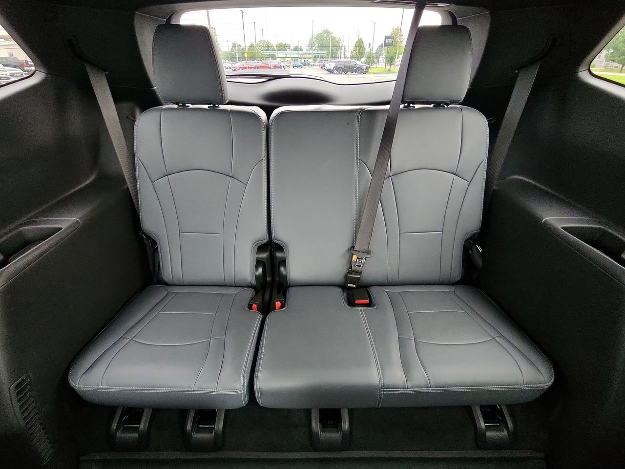 Used 2024 Black Buick Essence image 22