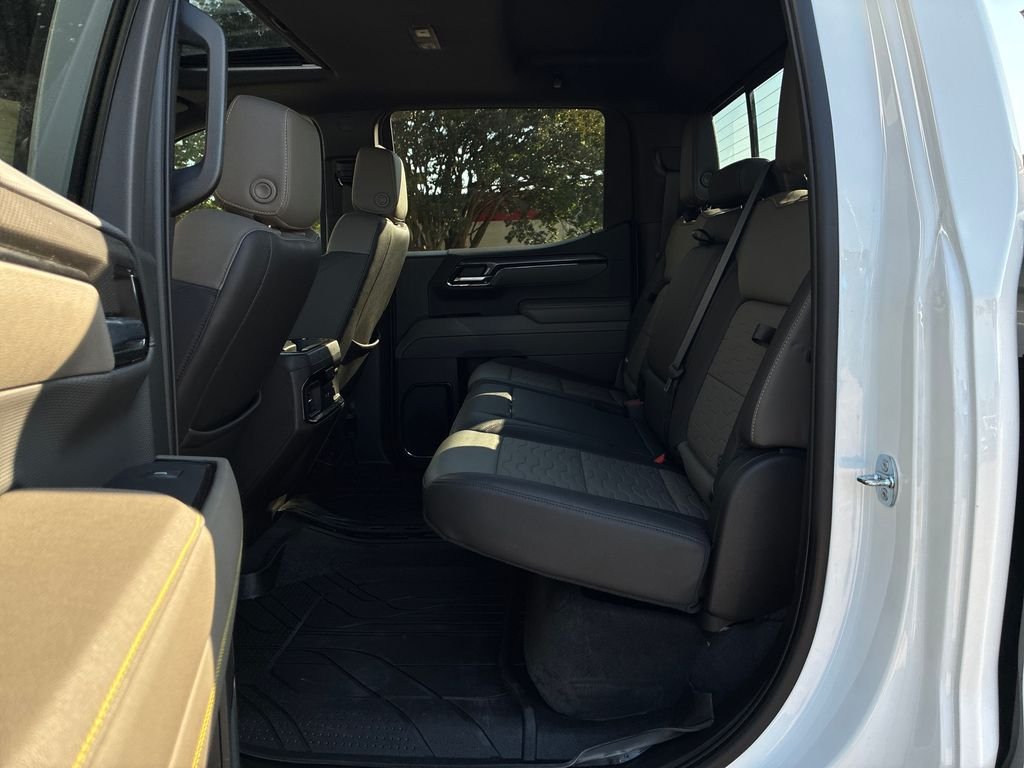 Used 2023 White Chevrolet ZR2 image 26