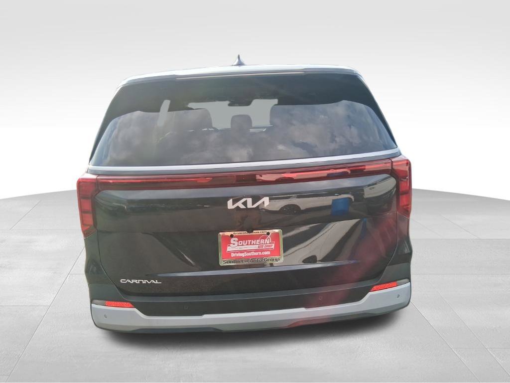 Used 2026 Gray Kia LXS image 8