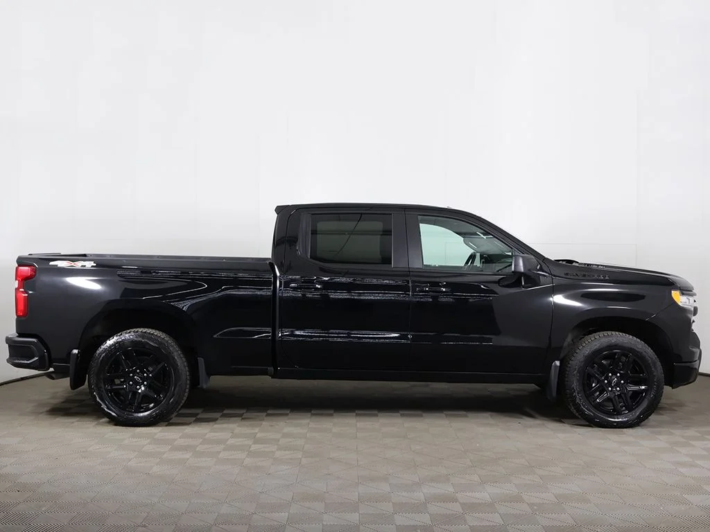 Used 2024 Black Chevrolet RST image 17