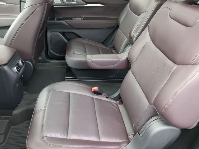 Used 2025 Gray Ford Platinum image 23