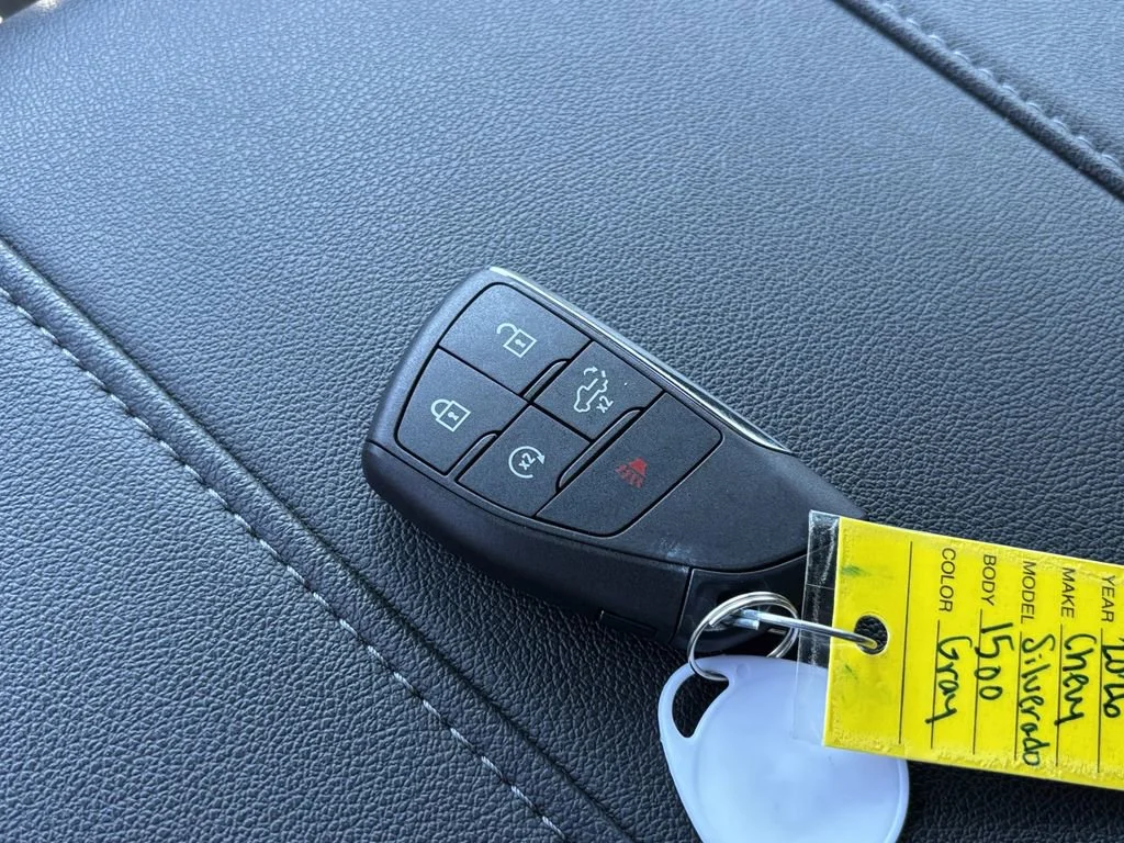 Used 2026 Sterling Gray Metallic Chevrolet LT image 33