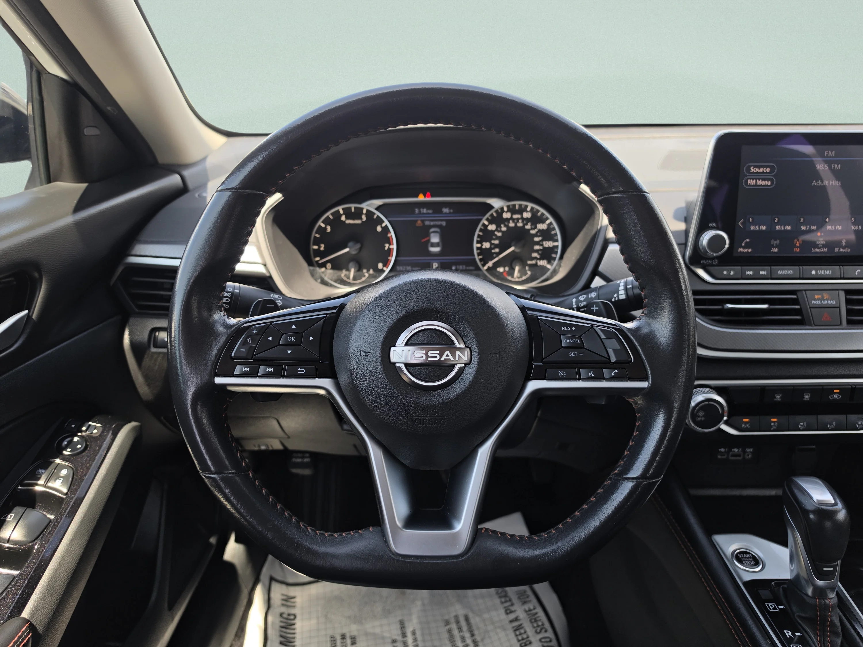 Used 2024 Glacier White Nissan 2.5 SR image 19