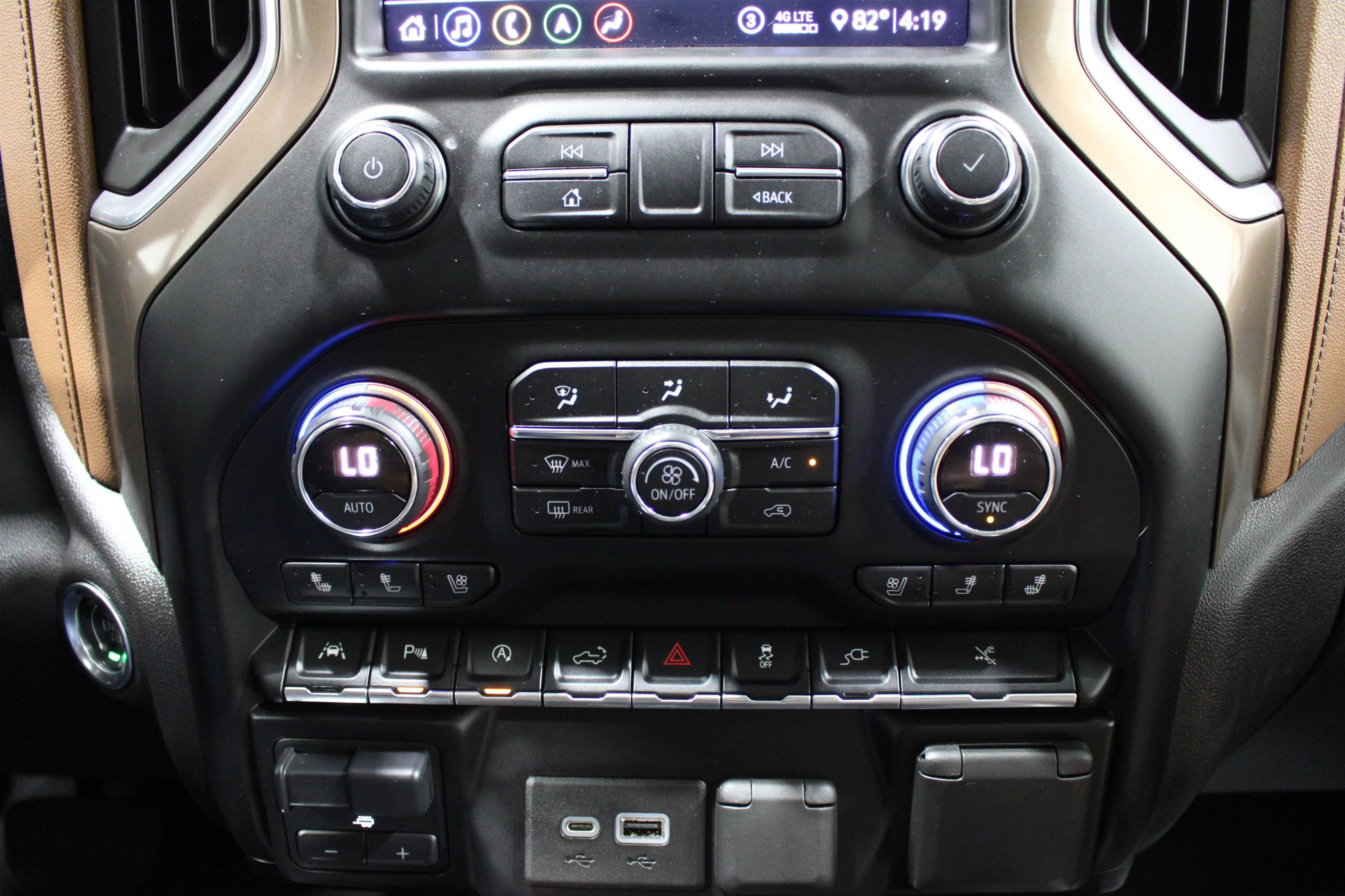 2020 Chevrolet Silverado 1500 High Country - Photo 18