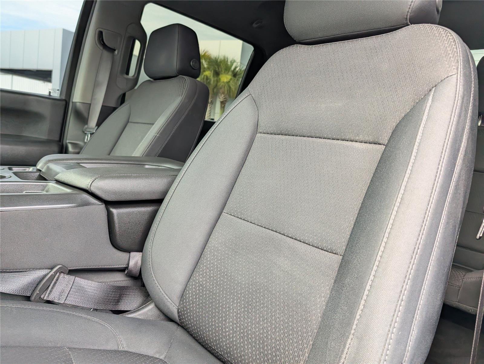 Used 2020 SUMMIT WHITE Chevrolet Custom image 12