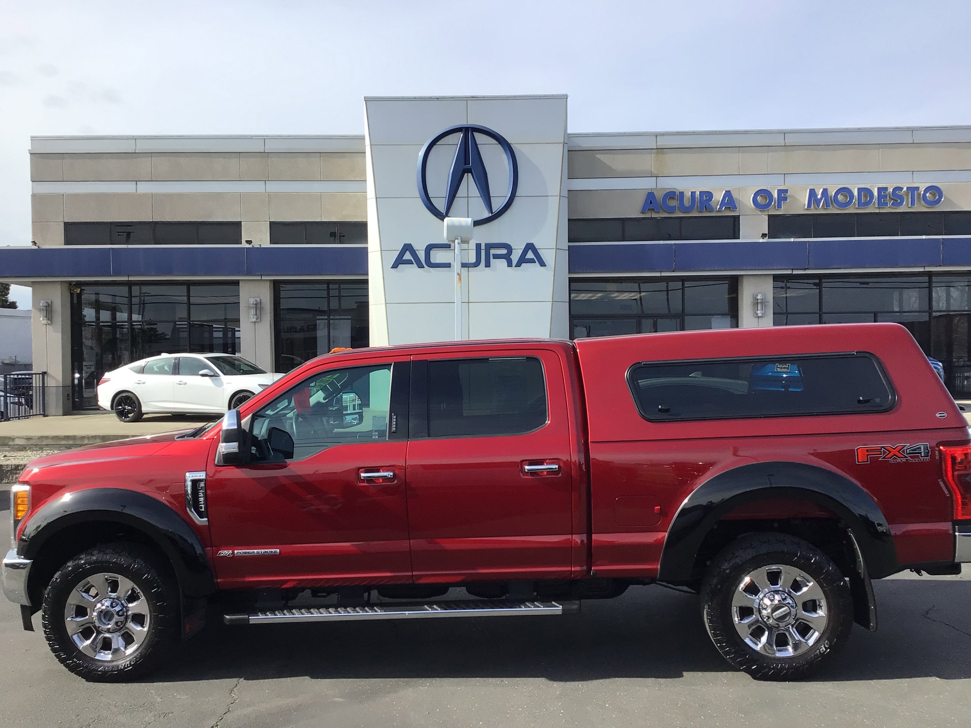 2017 Ford F-350 Super Duty Lariat