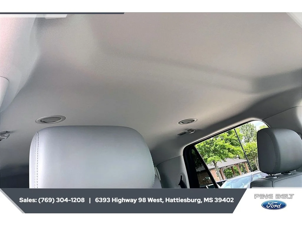 New 2026 Star White Metallic Tri-Coat Ford Active image 16