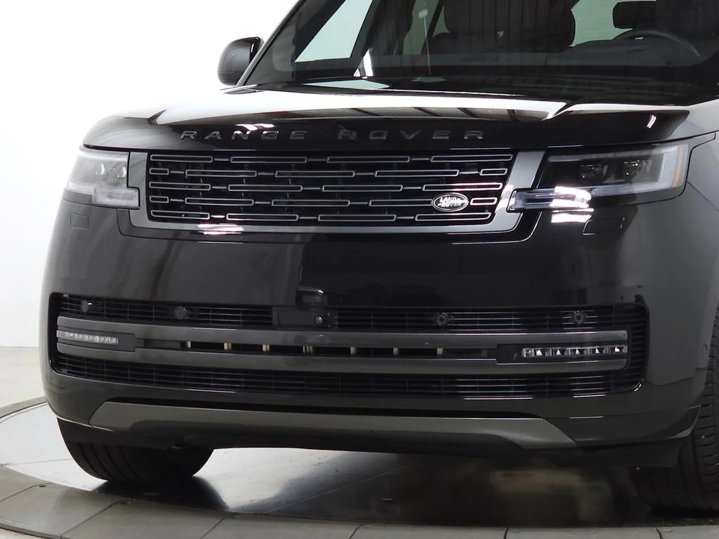 Certified Used 2025 Black Land Rover SE image 11