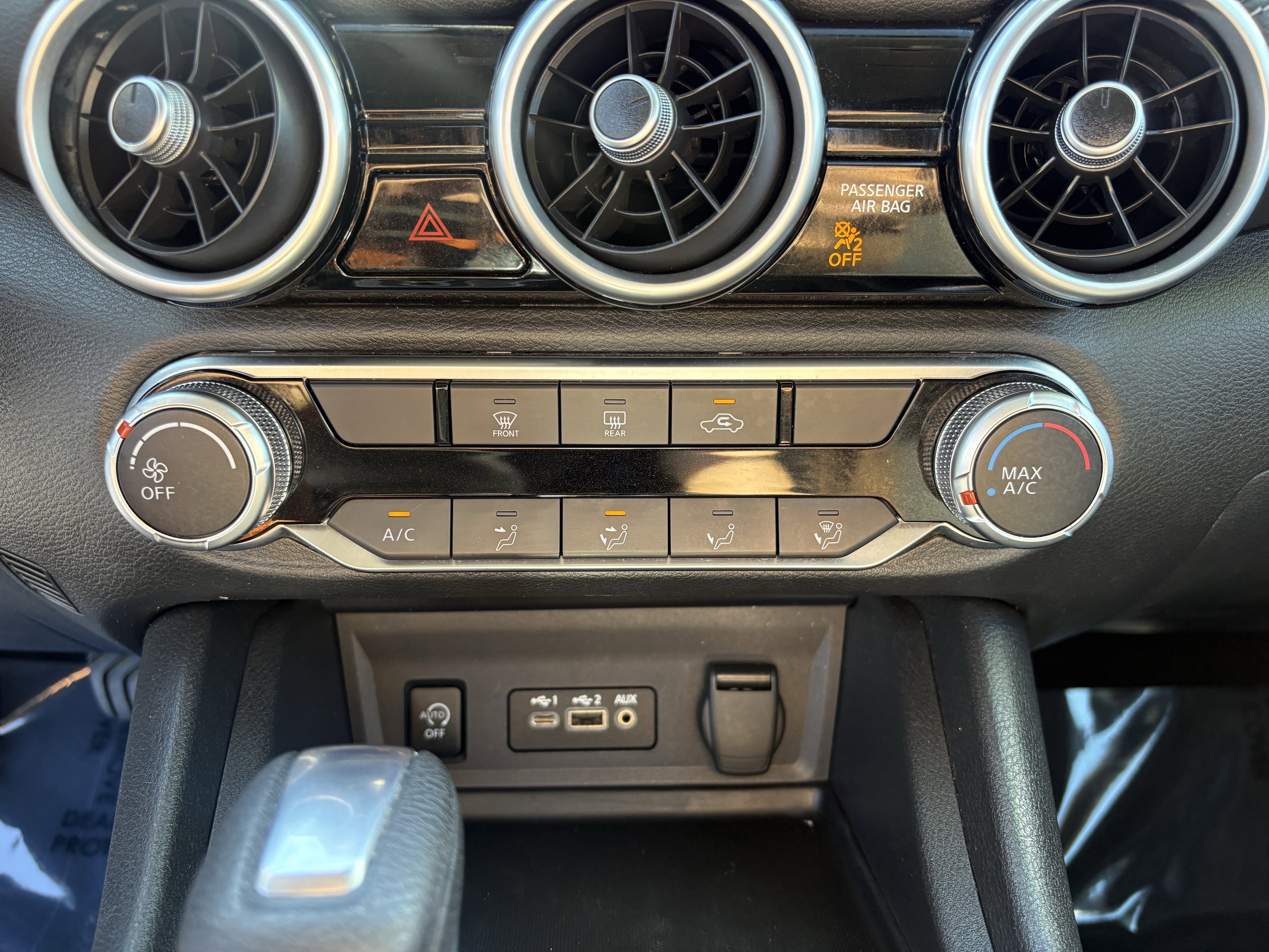 Used 2024 Red Nissan SV image 9