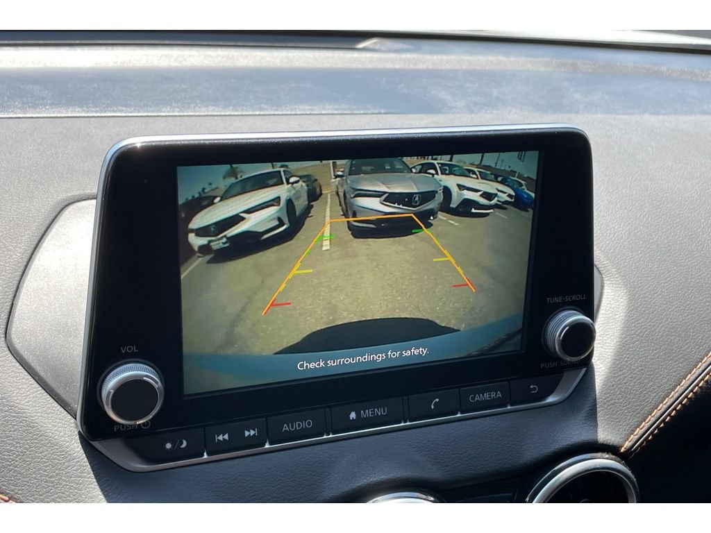 Used 2022 Aspen White TriCoat Pearl Nissan SR image 24