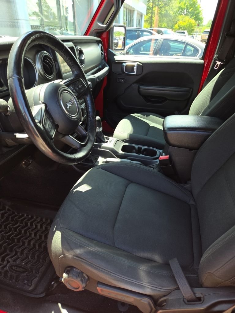 Used 2021 Red Jeep Unlimited Sport S image 2