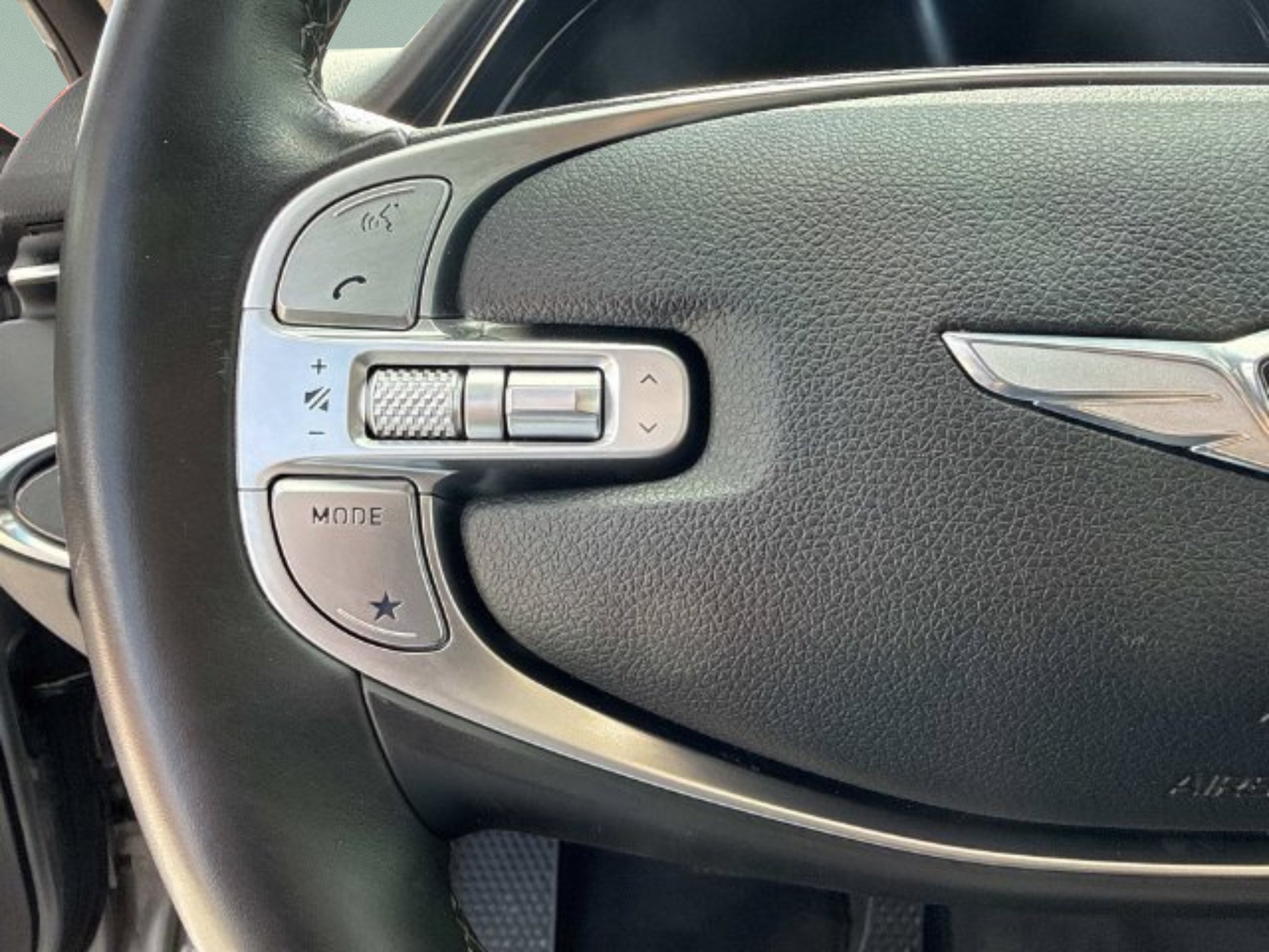 Used 2025 Savile Silver Genesis 2.5T image 27