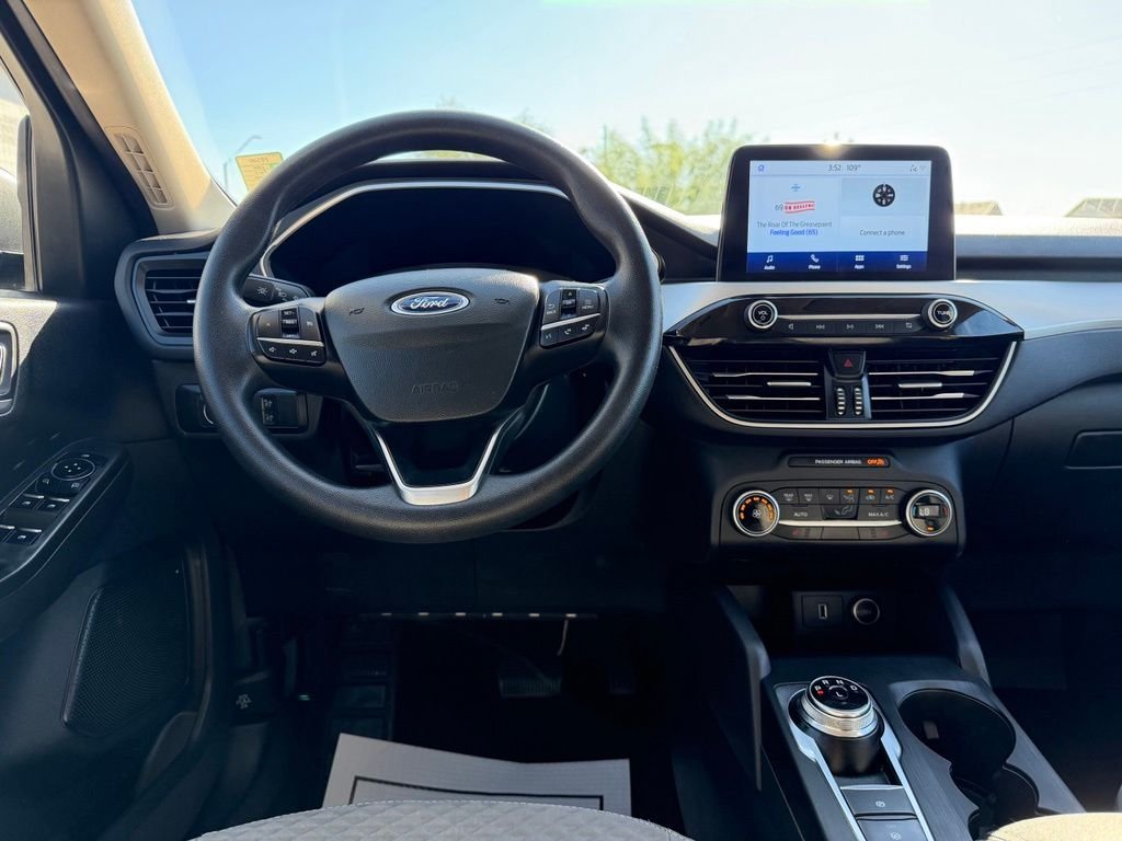 Used 2020 Gray Ford SE image 14