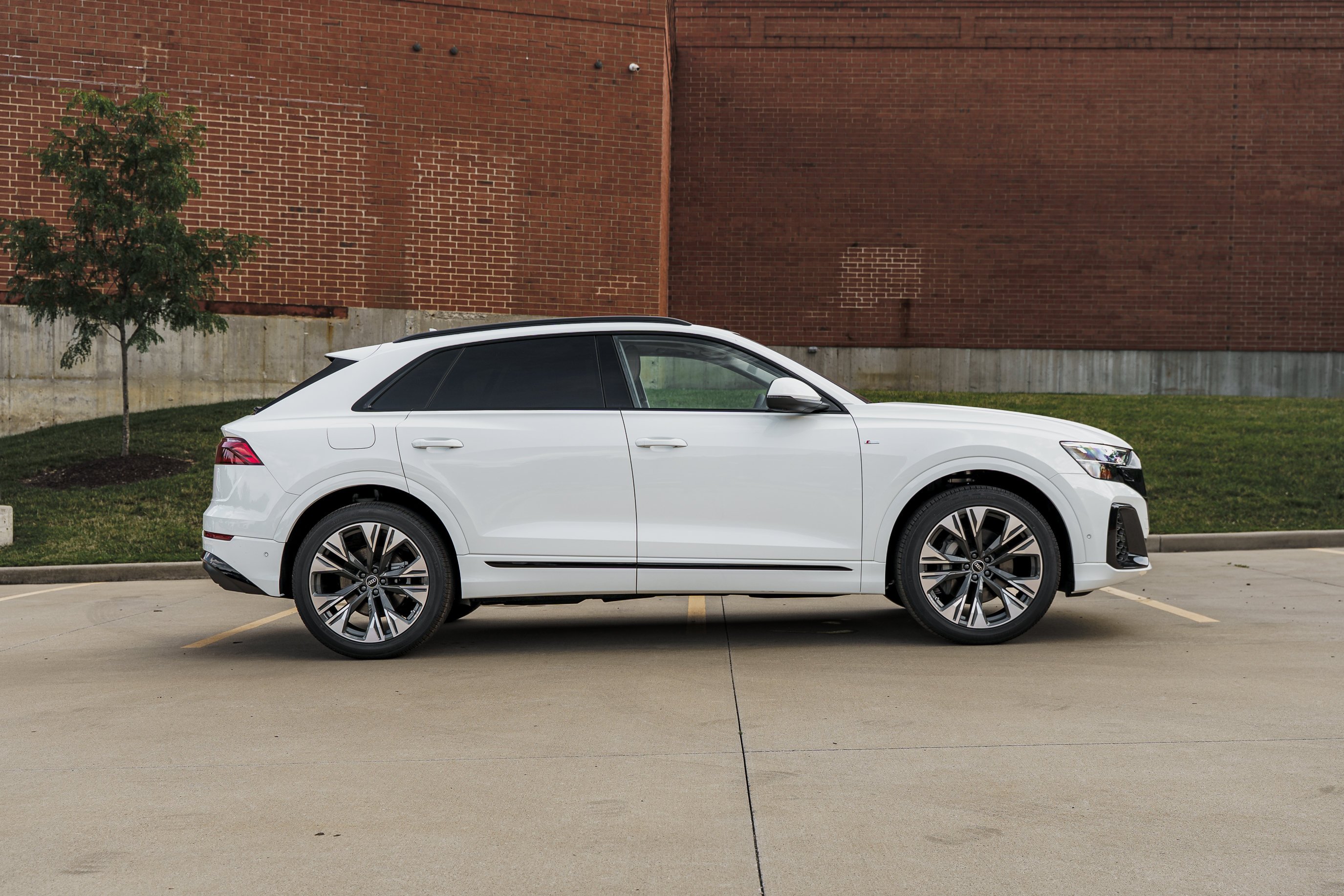 New 2026 CARRARA WHITE Audi Premium Plus image 3