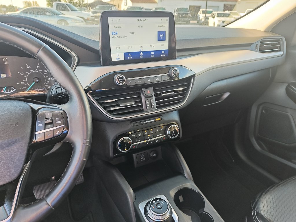 Used 2022 White Ford SEL image 20
