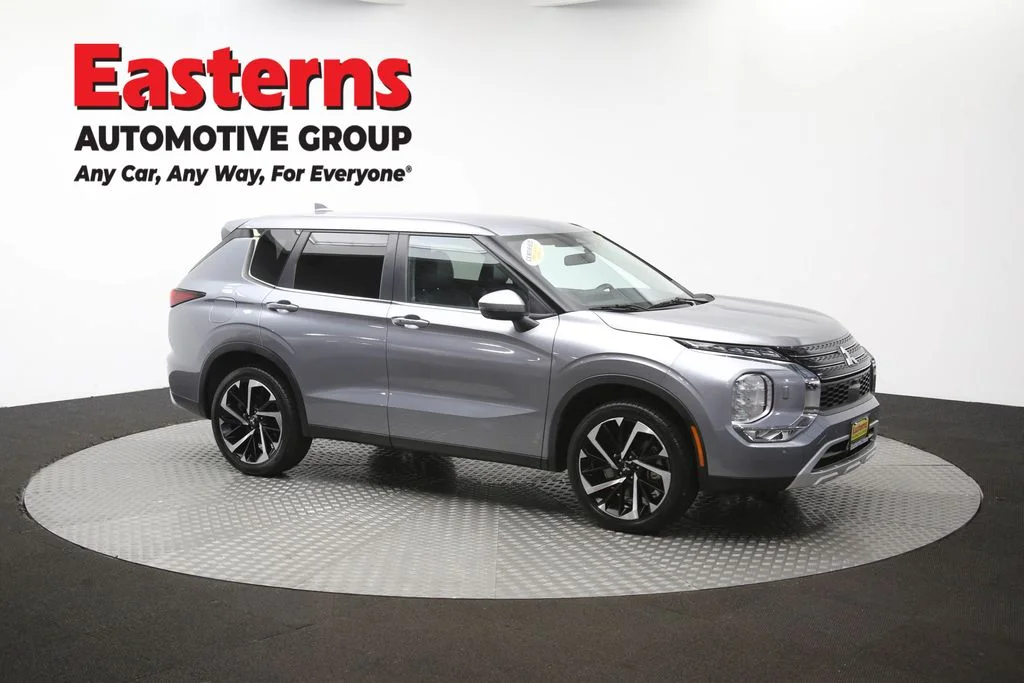 Used 2024 Gray Mitsubishi SE image 48