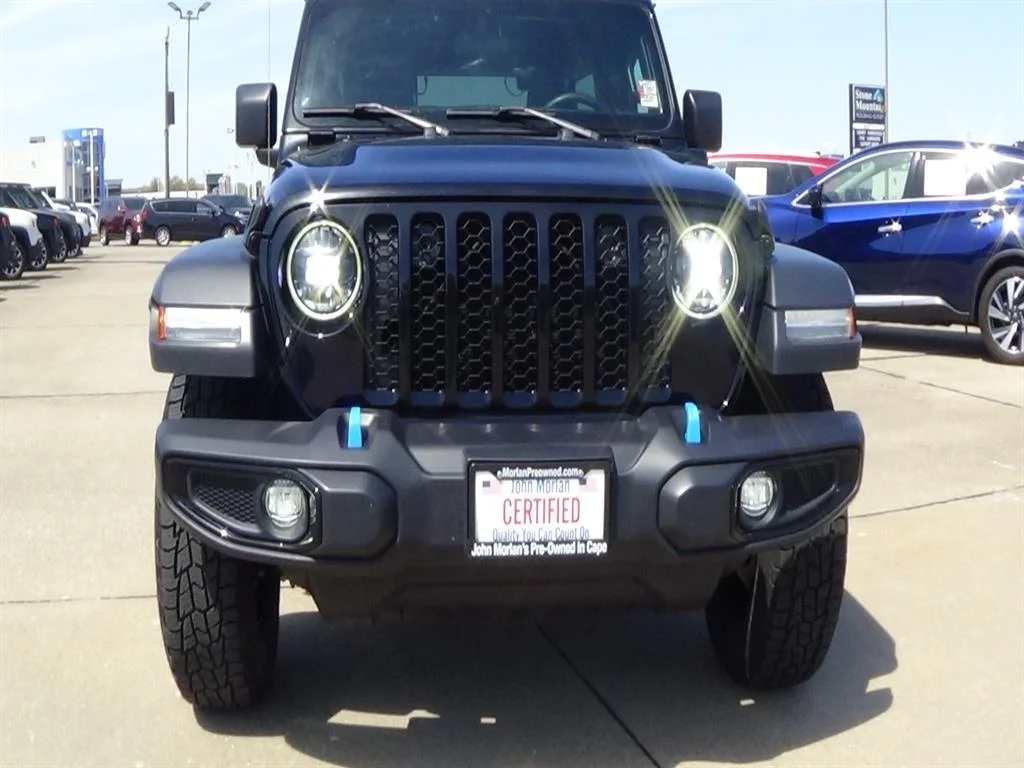 Used 2023 Black Clear Coat (px8) Jeep Sahara 4xe image 3