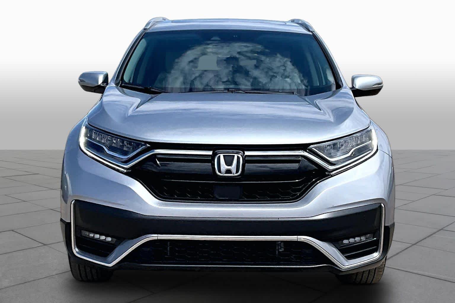 Used 2020 Lunar Silver Metallic Honda Touring image 3