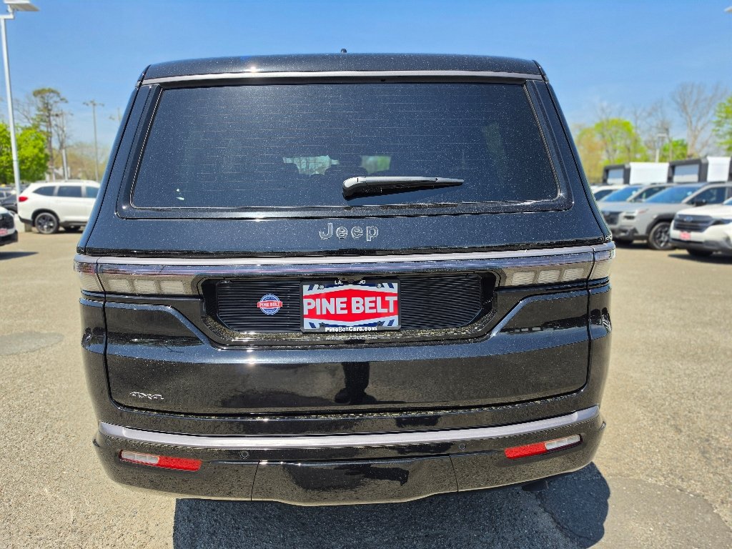 New 2026 High Gloss Black Exterior Paint Jeep Limited Altitude image 12