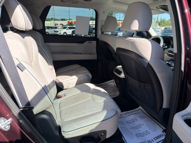 Used 2024 Sierra Burgundy Hyundai Calligraphy image 21