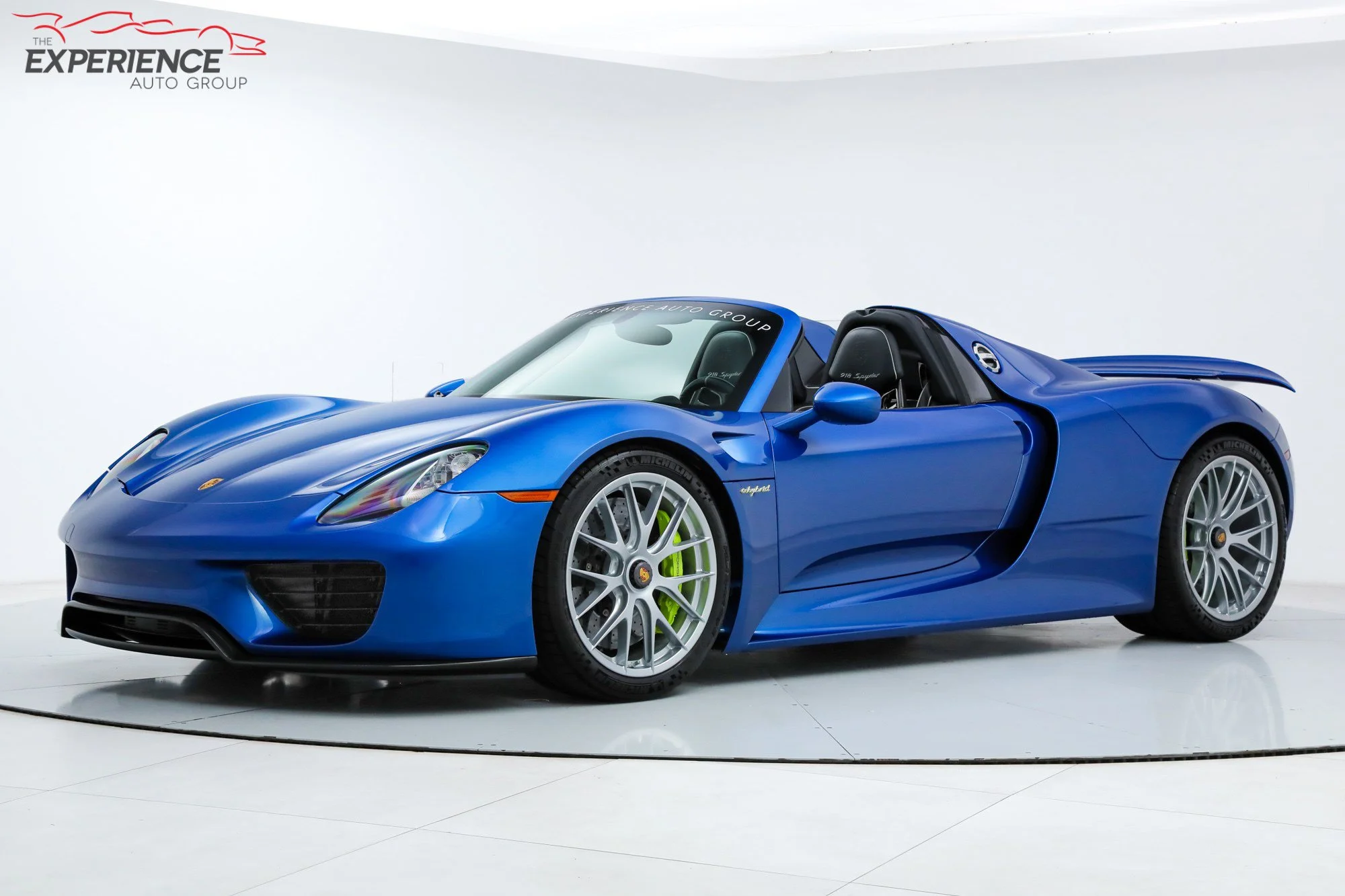 Pre-Owned 2015 Porsche 918 Spyder AWD 2D Convertible