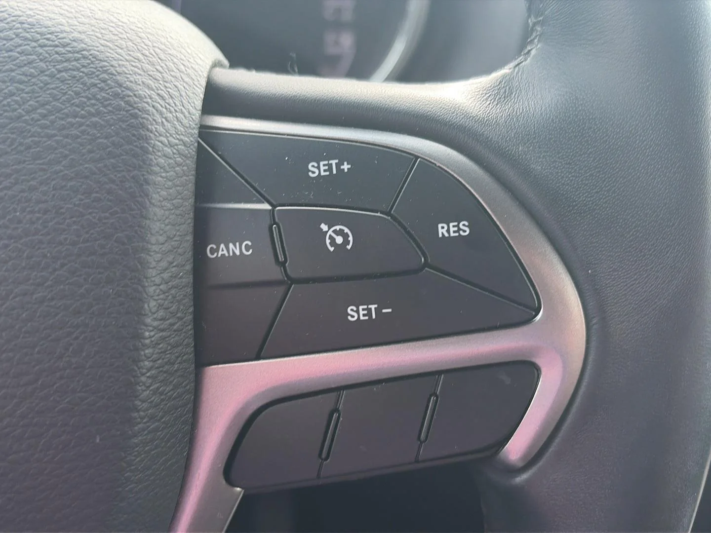 Used 2019 Bright White Clearcoat Jeep Laredo E image 13