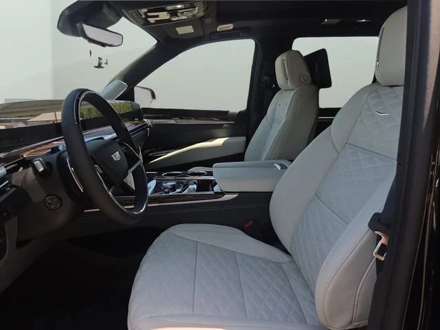 2026 Cadillac Escalade Platinum Luxury - Photo 23