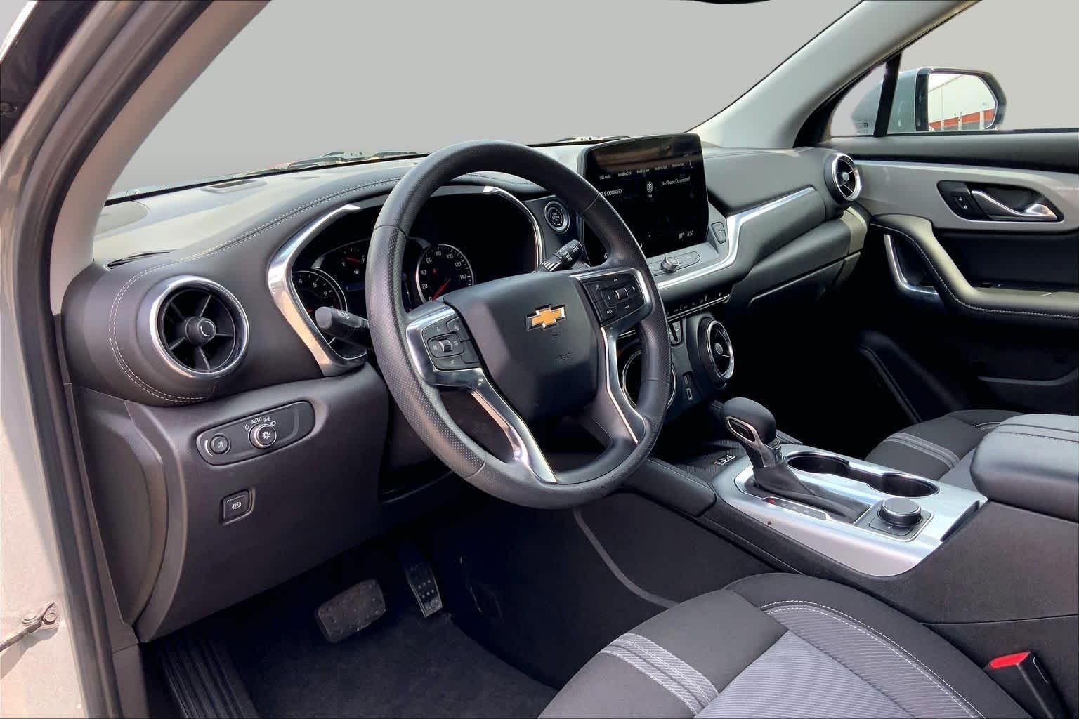 Used 2024 Sterling Gray Metallic Chevrolet LT image 17