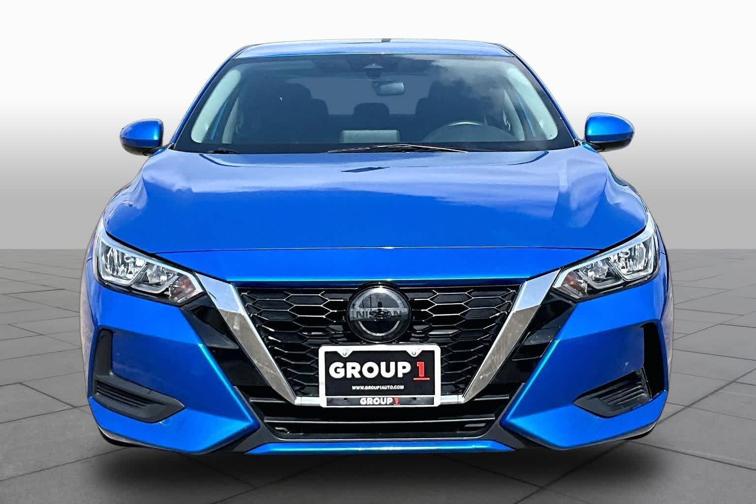 Used 2023 Electric Blue Metallic Nissan SV image 4